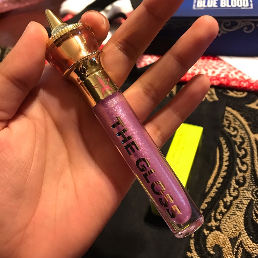 Exclusive valentine’s day mystery box gloss